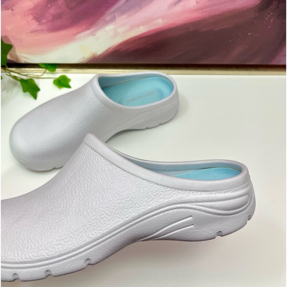 Jeffrey Campbell Birdie Danish Rubber Clogs in White Size US 9 / EU 40 - Picture 8 of 11